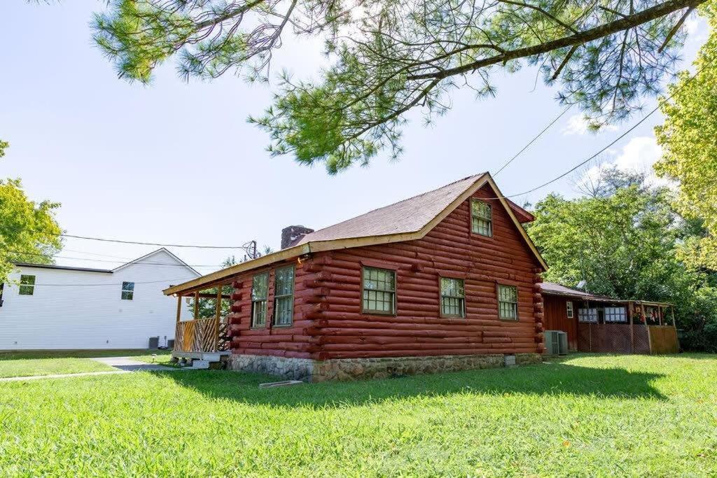 Cozy 2-br Log Close To Attractions Сasa de vacaciones *